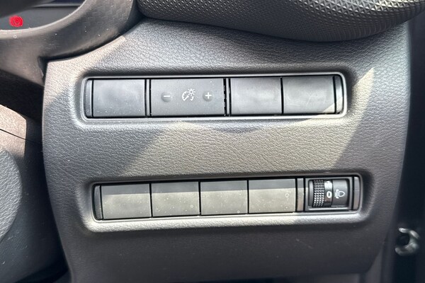 Used Nissan Juke 2024 for sale - 75393955: Photo 27
