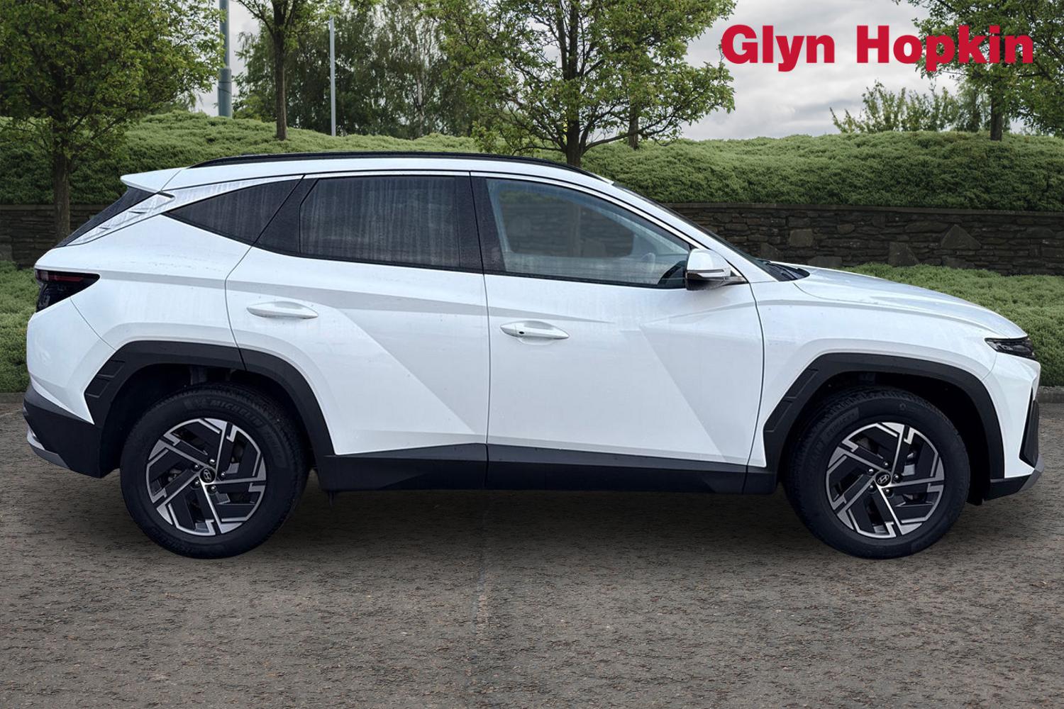 Used Hyundai TUCSON 2024 for sale - 76872132: Photo 2