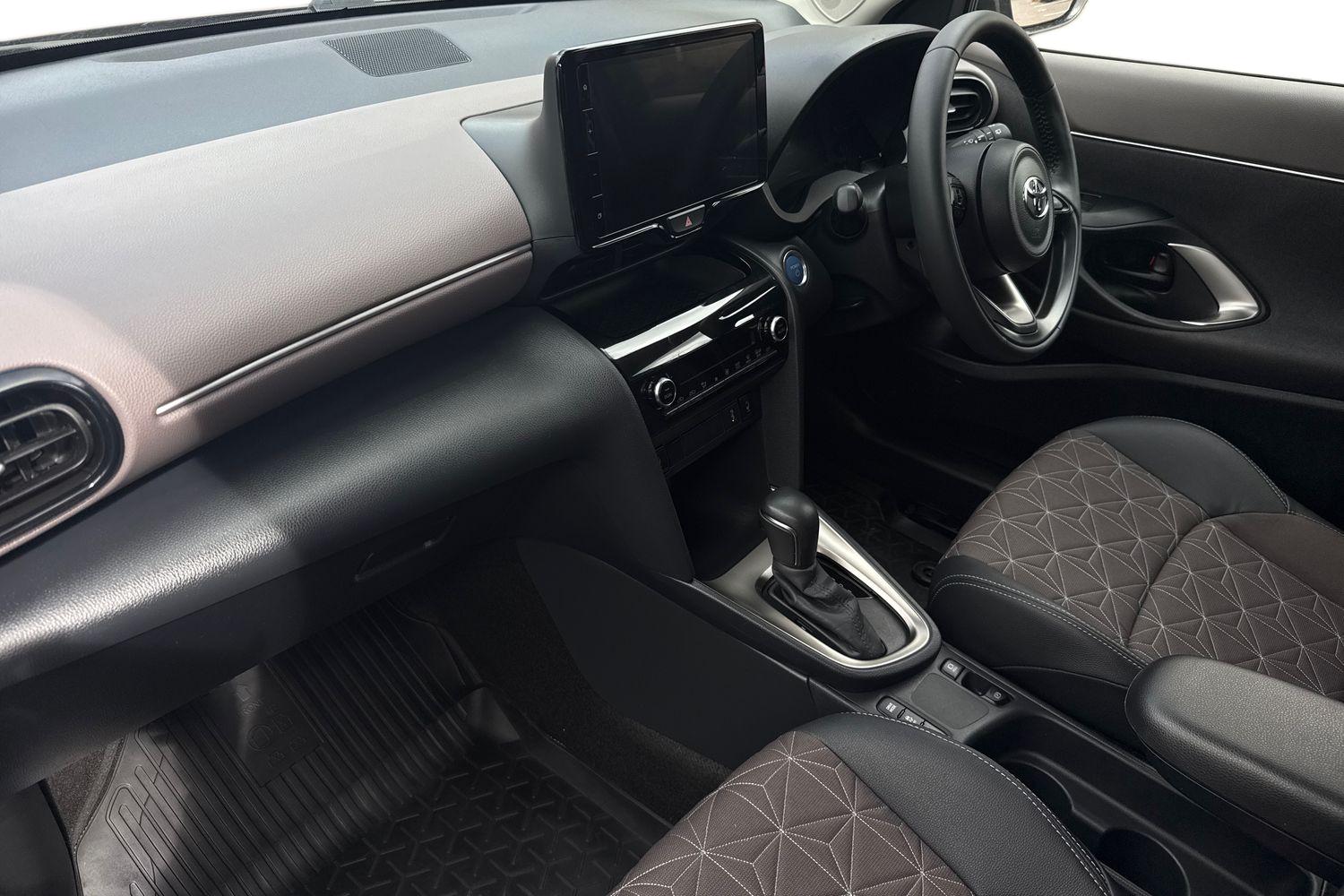 Used Toyota Yaris Cross 2023 for sale - 77648164: Photo 13