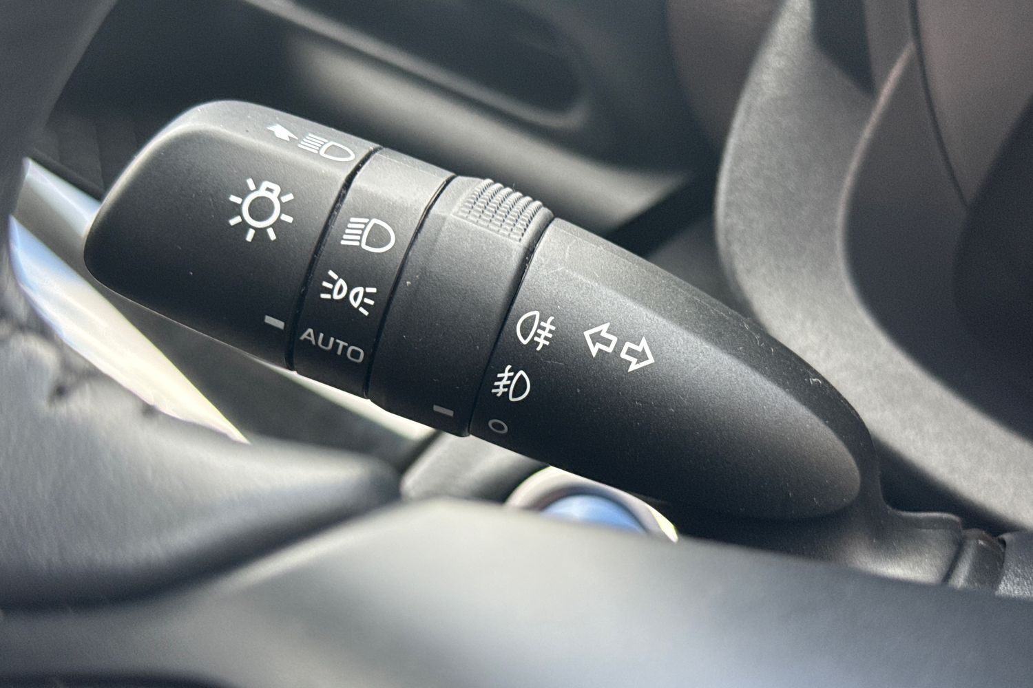 Used Toyota Yaris Cross 2023 for sale - 77648164: Photo 29