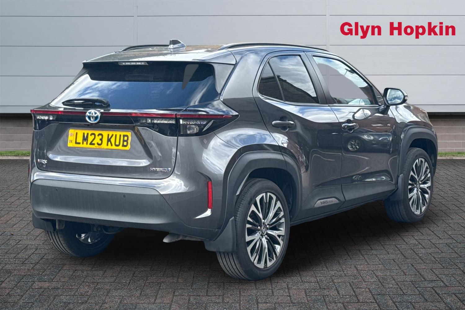 Used Toyota Yaris Cross 2023 for sale - 77648164: Photo 3