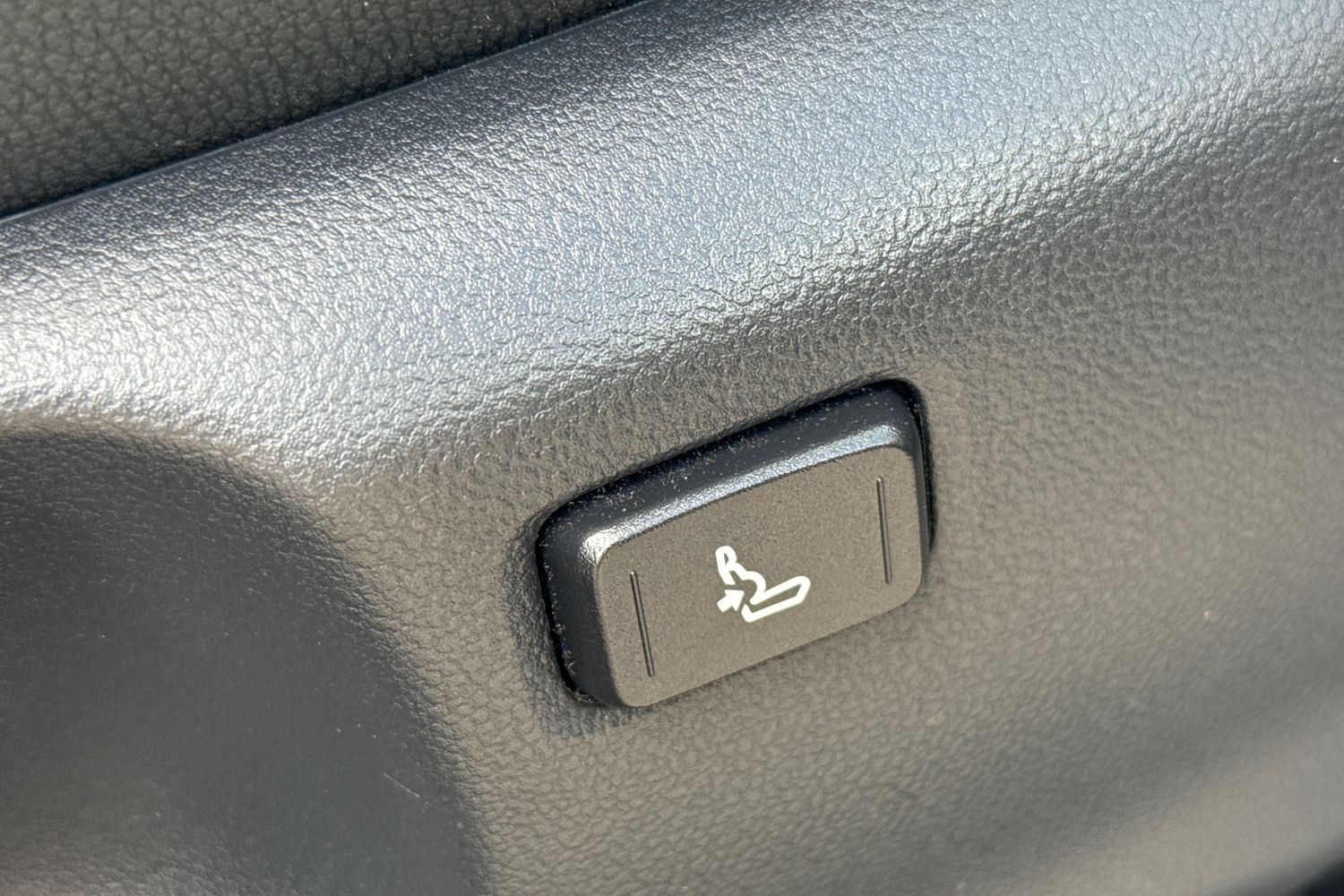 Used Toyota Yaris Cross 2023 for sale - 77648164: Photo 39