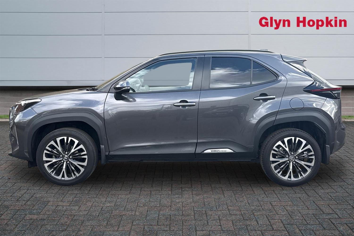 Used Toyota Yaris Cross 2023 for sale - 77648164: Photo 6