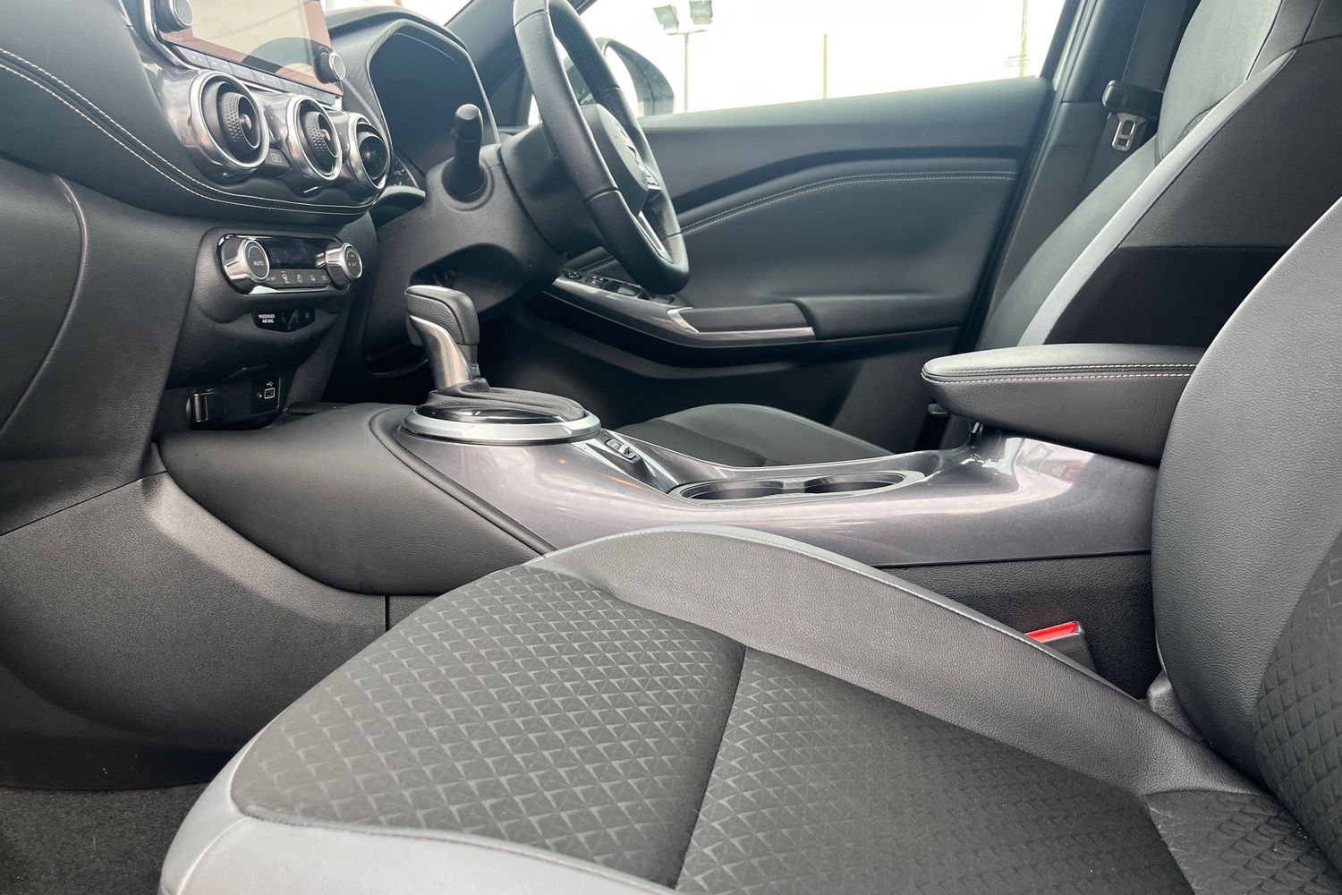 Used Nissan Juke 2023 for sale - 76015221: Photo 30