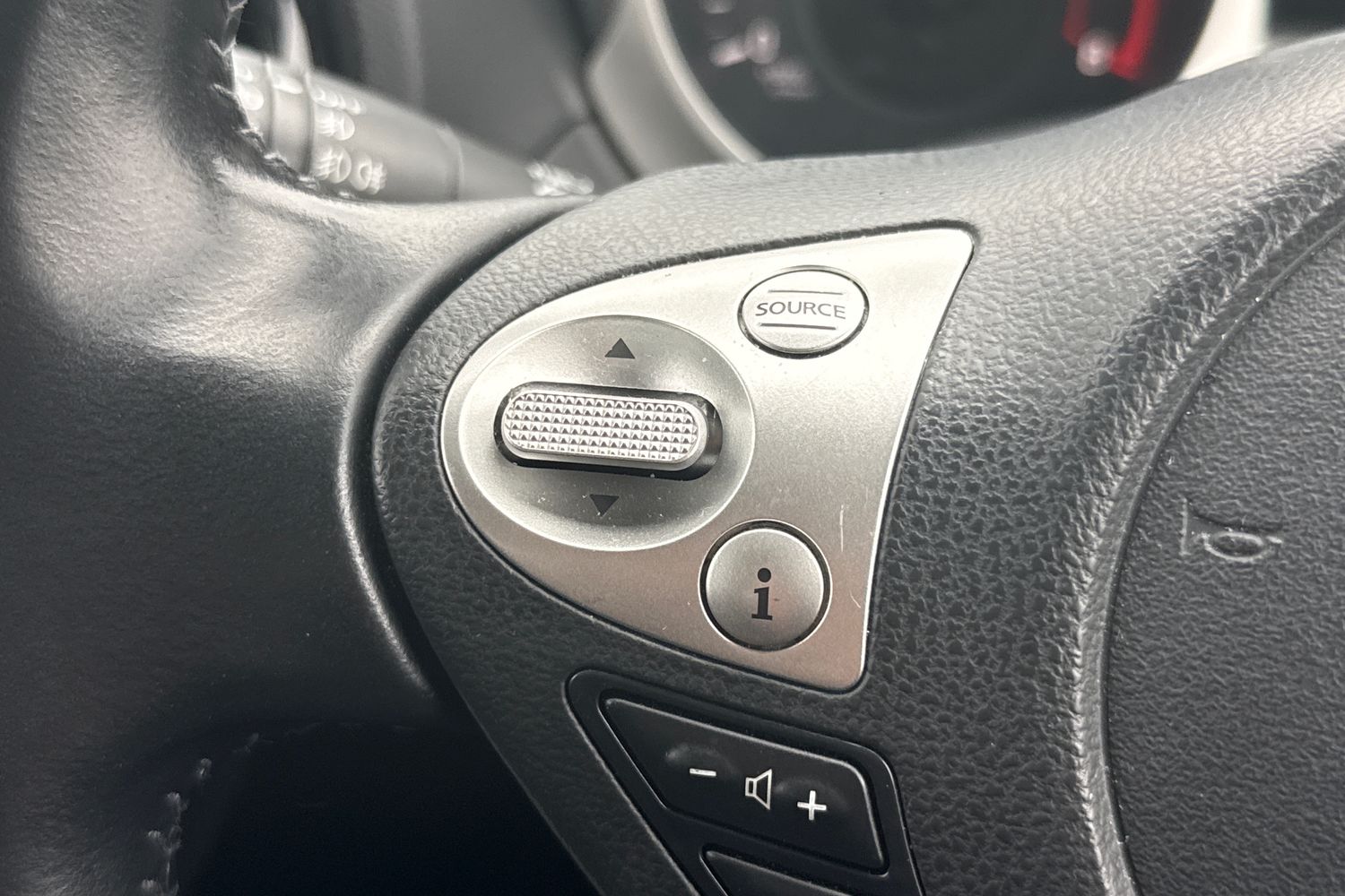 Used Nissan Juke 2018 for sale - 78165612: Photo 21