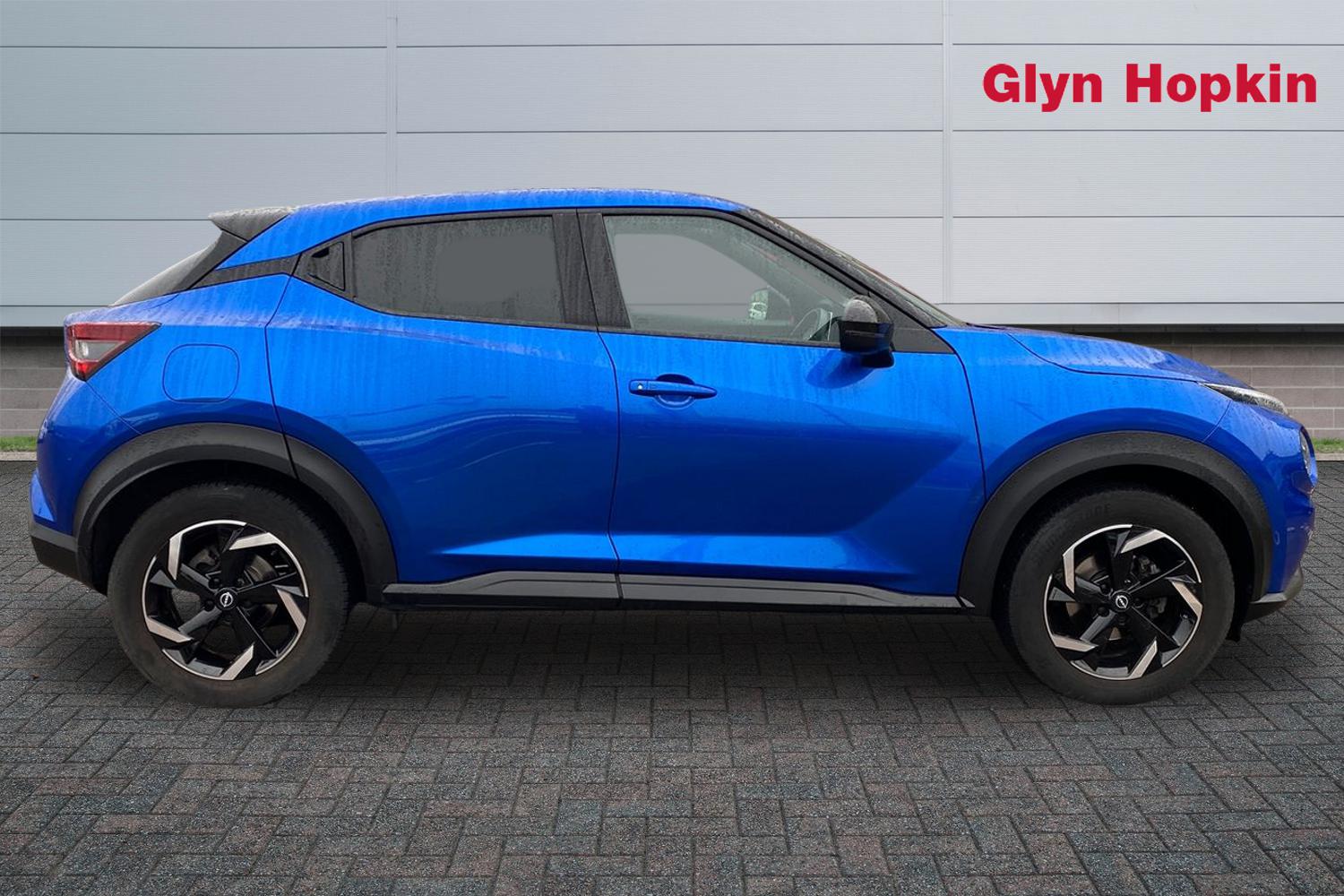 Used Nissan Juke 2023 for sale - 78128955: Photo 2