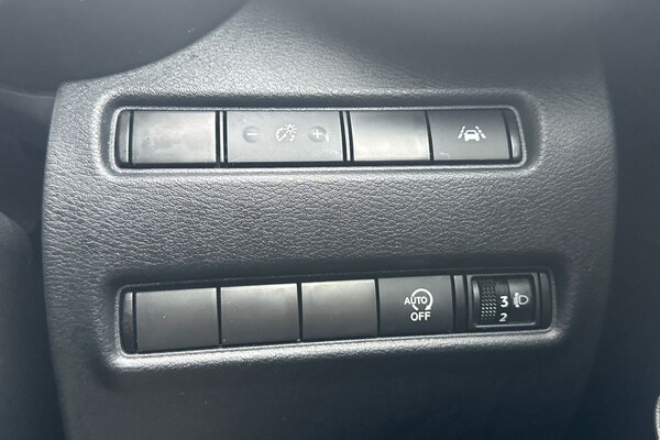 Used Nissan Juke 2023 for sale - 76241637: Photo 27