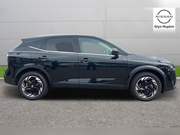 Used Nissan Qashqai 2024 for sale - 77740014: Photo