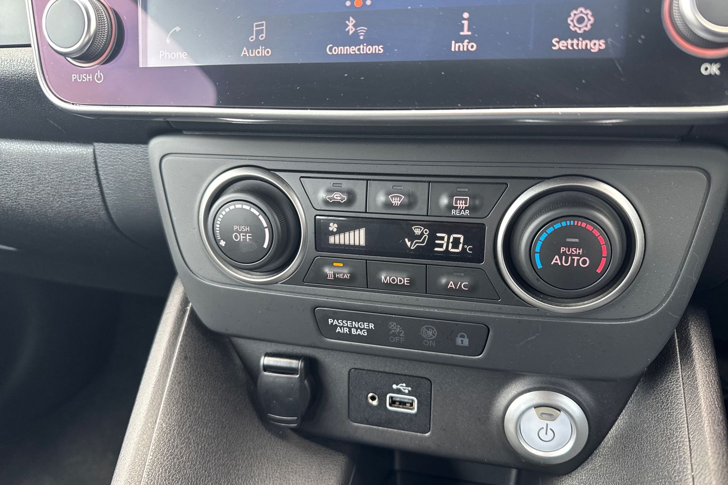 Used Nissan Leaf 2022 for sale - 76869492: Photo 15