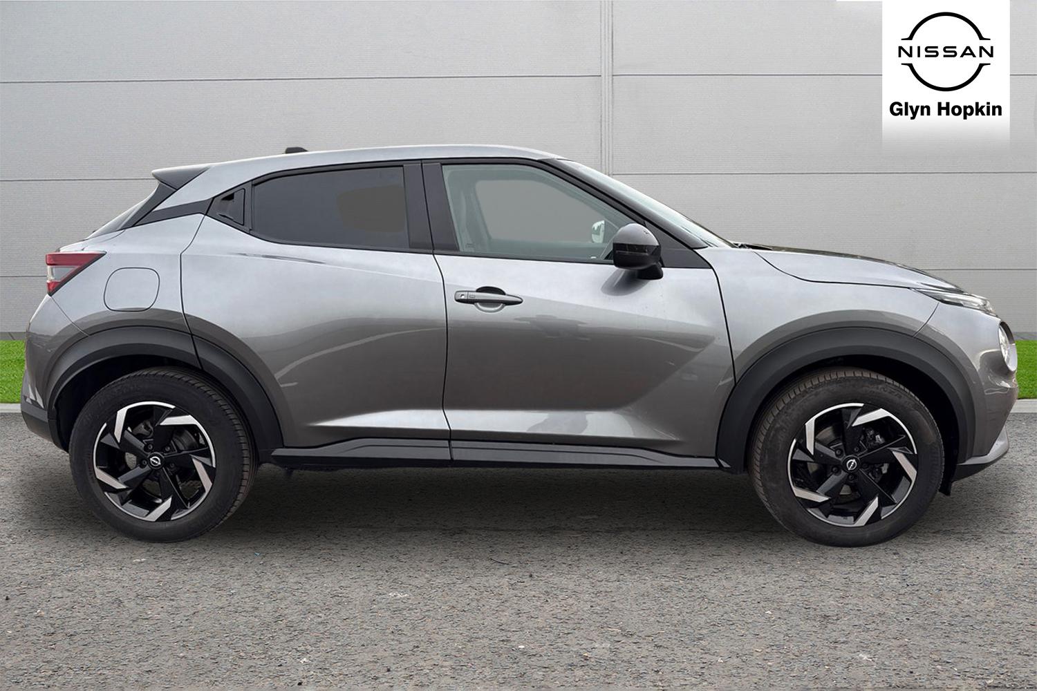 Used Nissan Juke 2023 for sale - 76434648: Photo 2