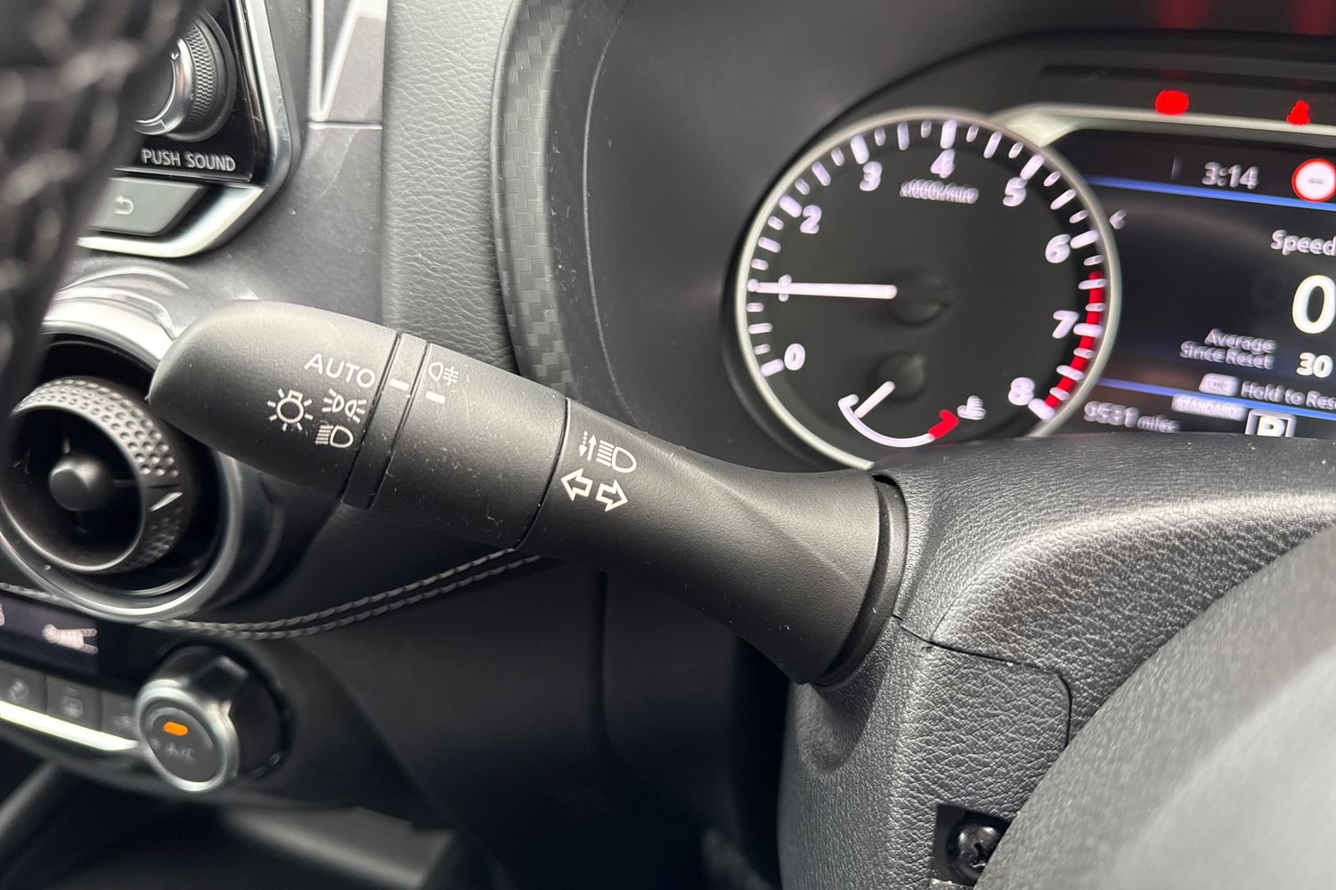 Used Nissan Juke 2023 for sale - 76434648: Photo 27