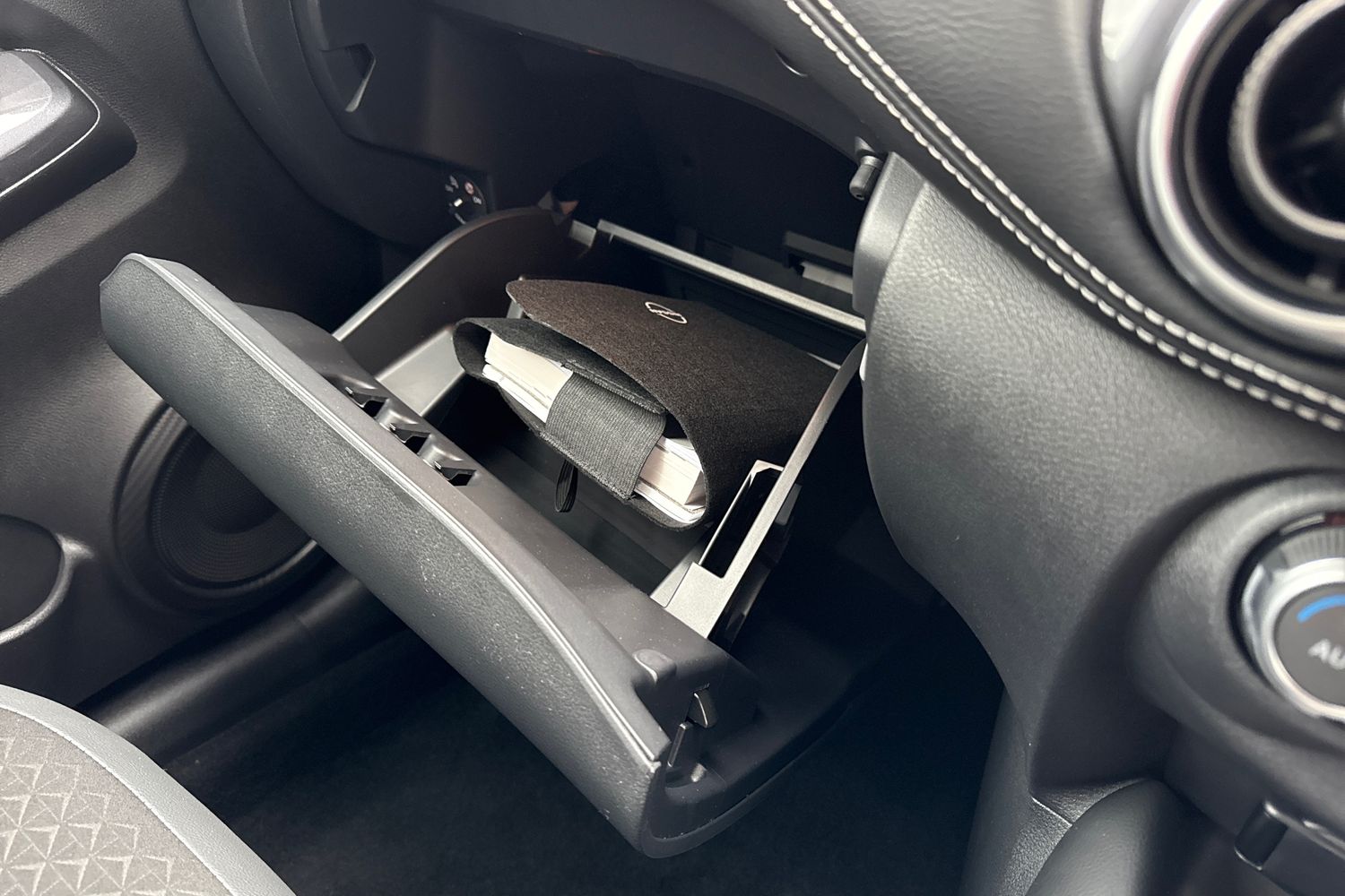 Used Nissan Juke 2023 for sale - 76434648: Photo 31