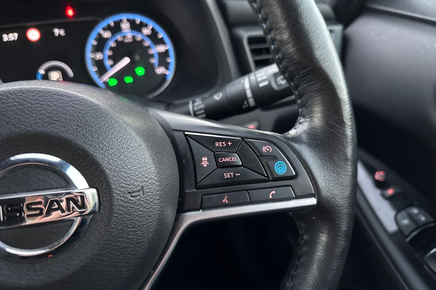 Used Nissan Leaf 2021 for sale - 77232126: Photo 22