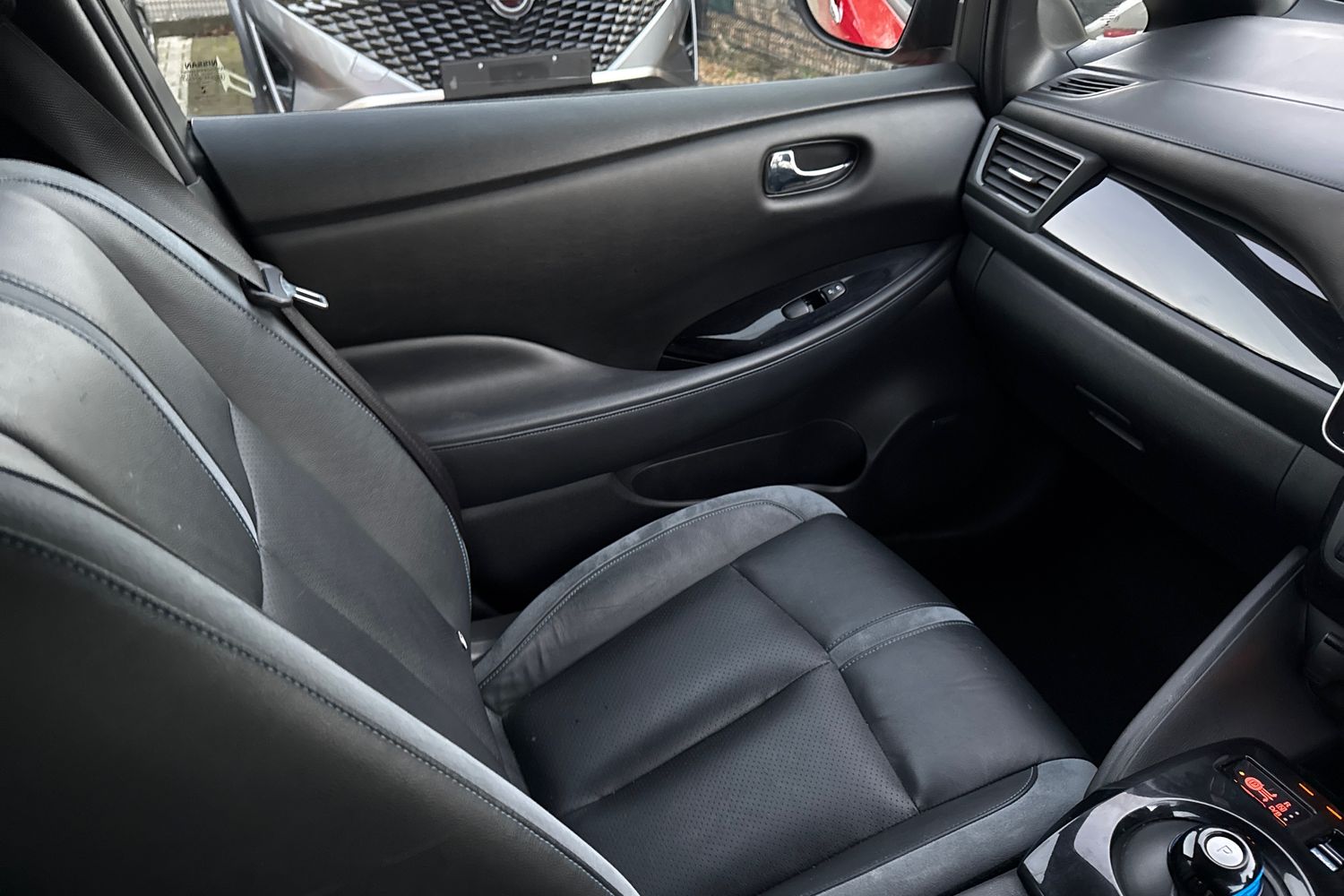 Used Nissan Leaf 2021 for sale - 77232126: Photo 29