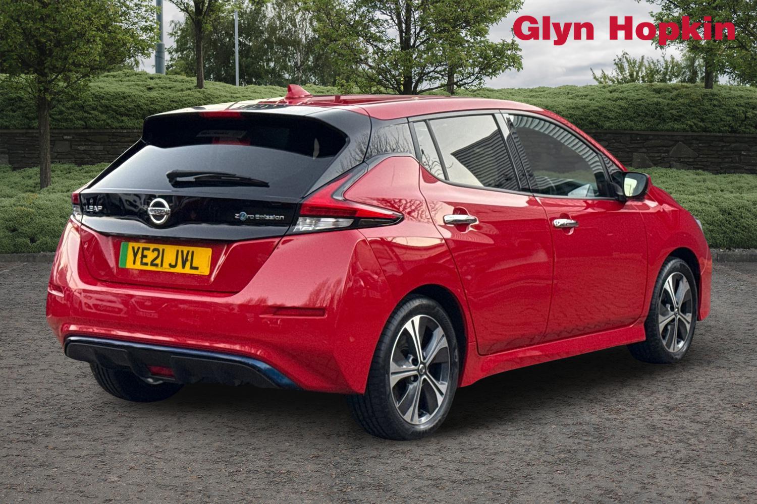 Used Nissan Leaf 2021 for sale - 77232126: Photo 3