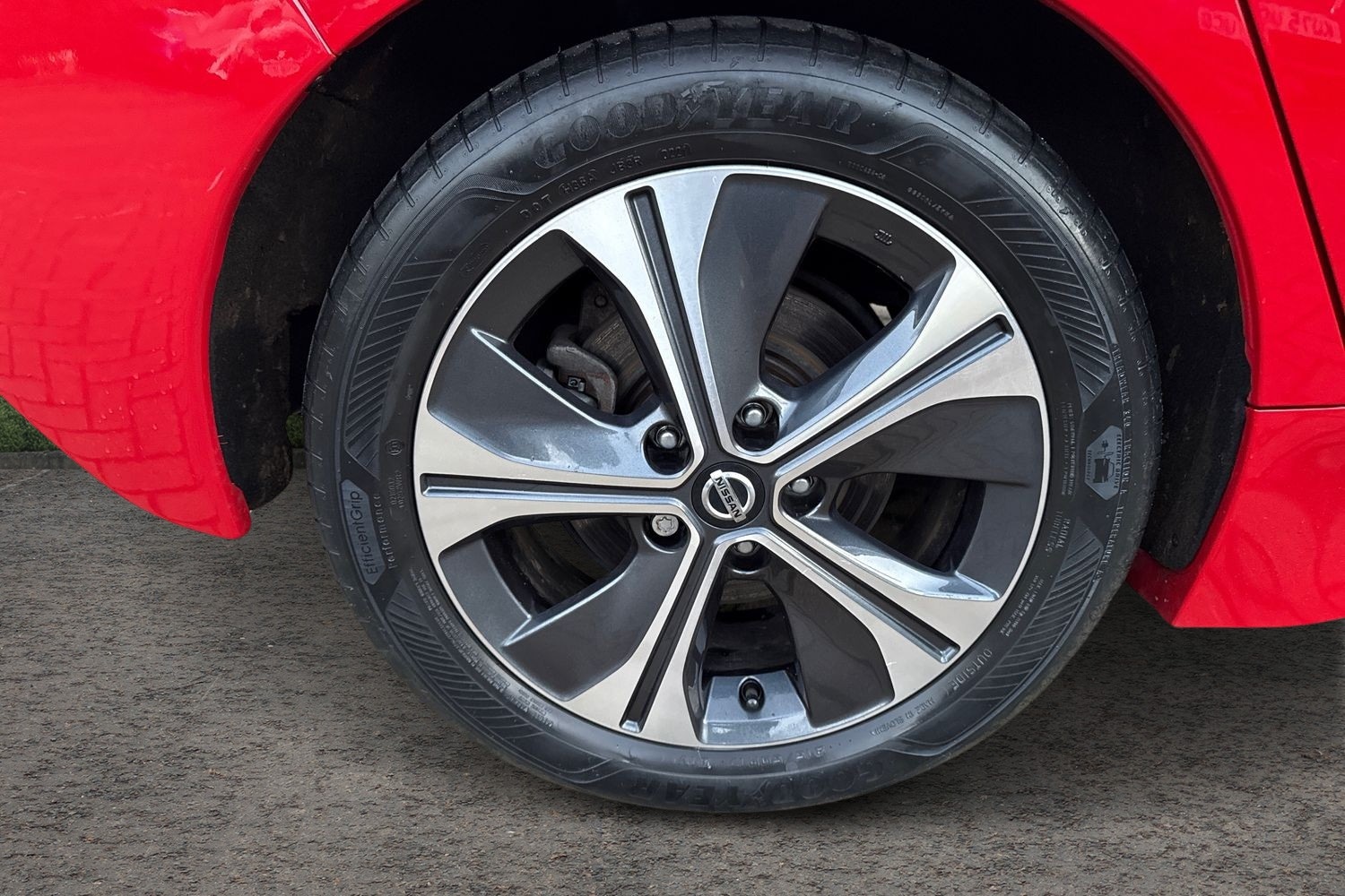 Used Nissan Leaf 2021 for sale - 77232126: Photo 9