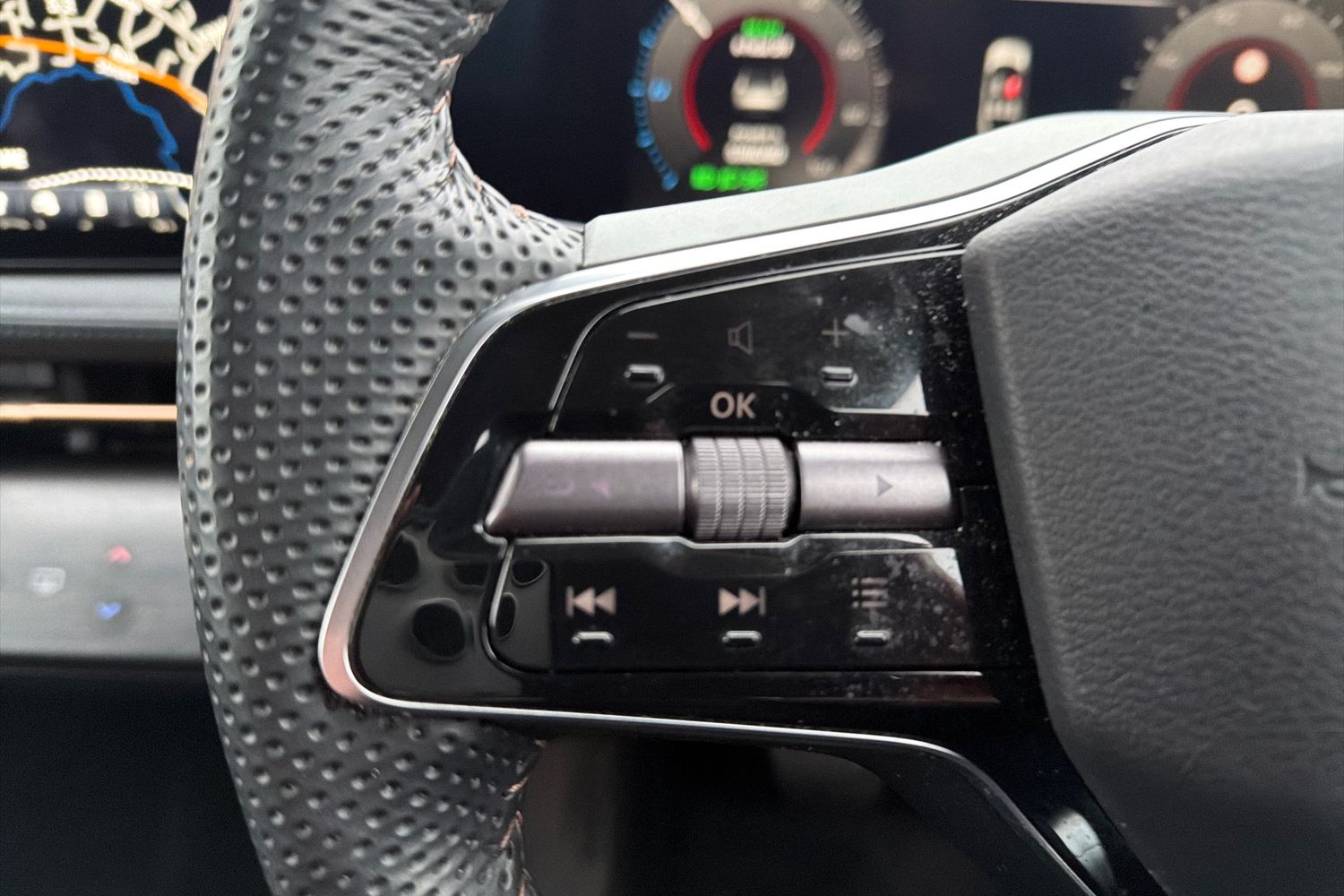 Used Nissan ARIYA 2024 for sale - 77316083: Photo 21