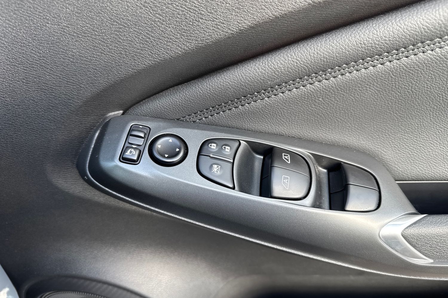 Used Nissan Juke 2024 for sale - 75916983: Photo 16