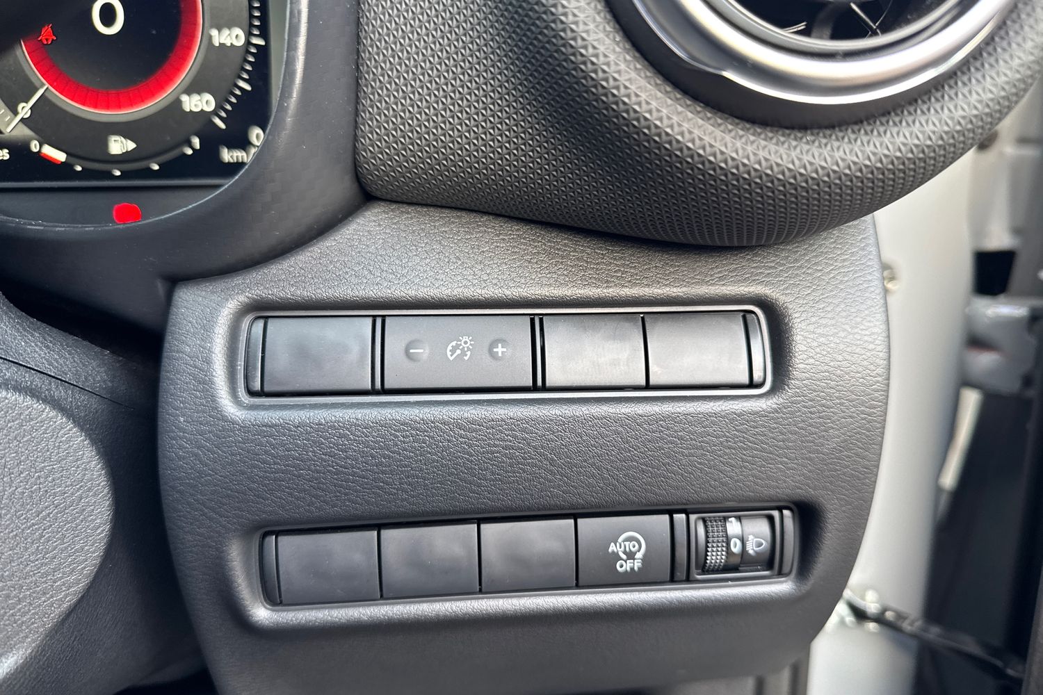 Used Nissan Juke 2024 for sale - 75916983: Photo 36