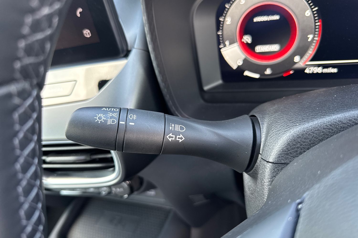 Used Nissan Juke 2024 for sale - 75916983: Photo 39