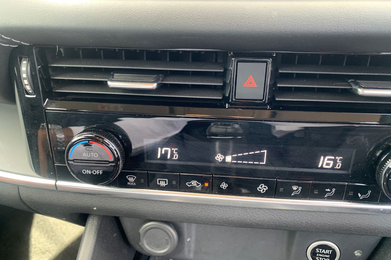 Used Nissan Qashqai 2022 for sale - 75702518: Photo 15