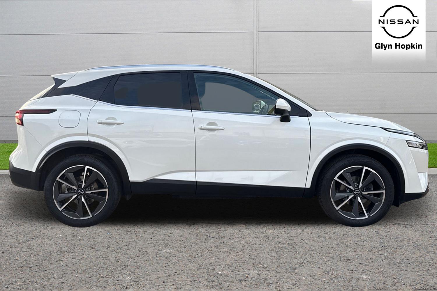Used Nissan Qashqai 2023 for sale - 75796859: Photo 2