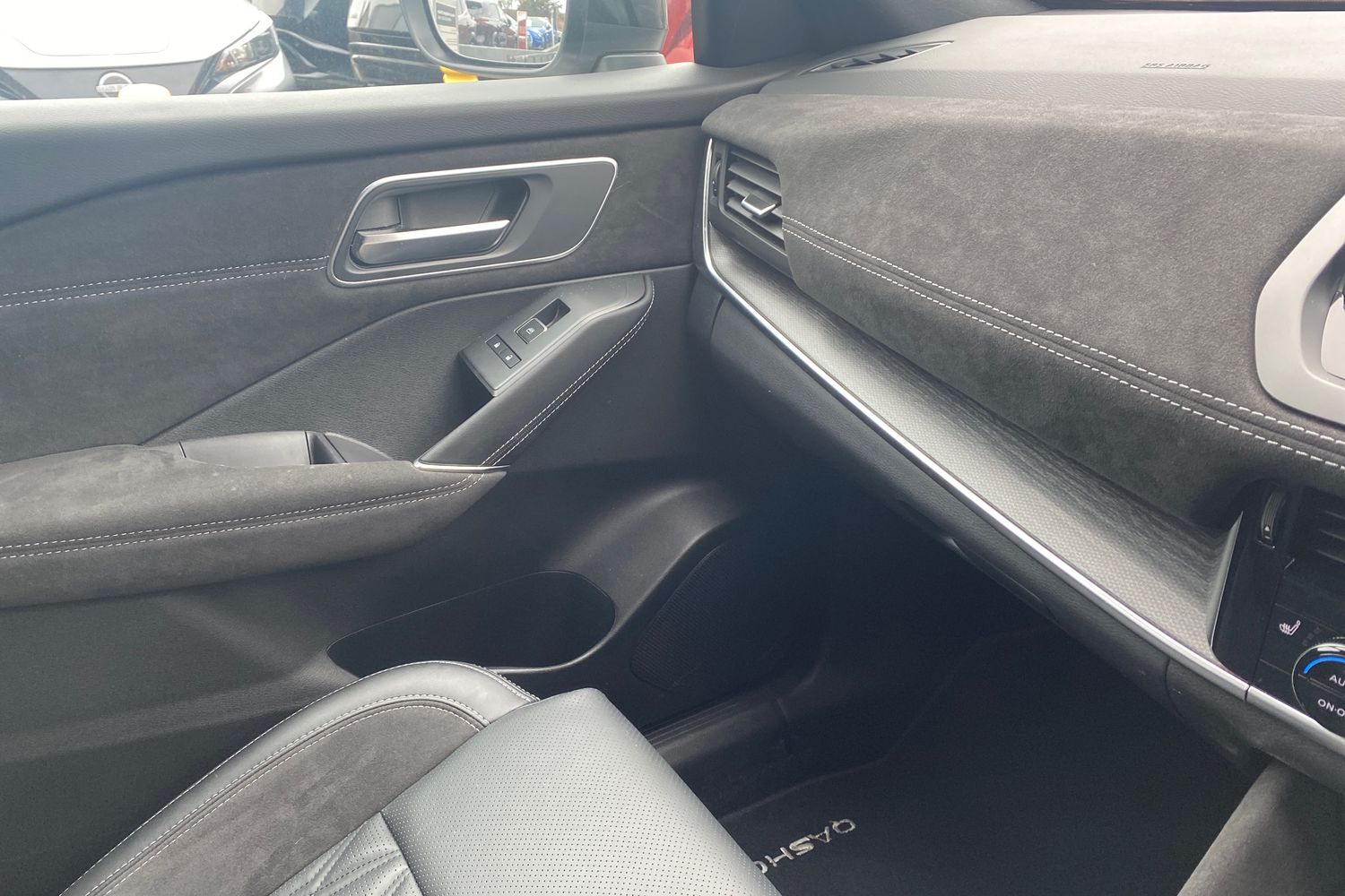 Used Nissan Qashqai 2024 for sale - 77899019: Photo 38