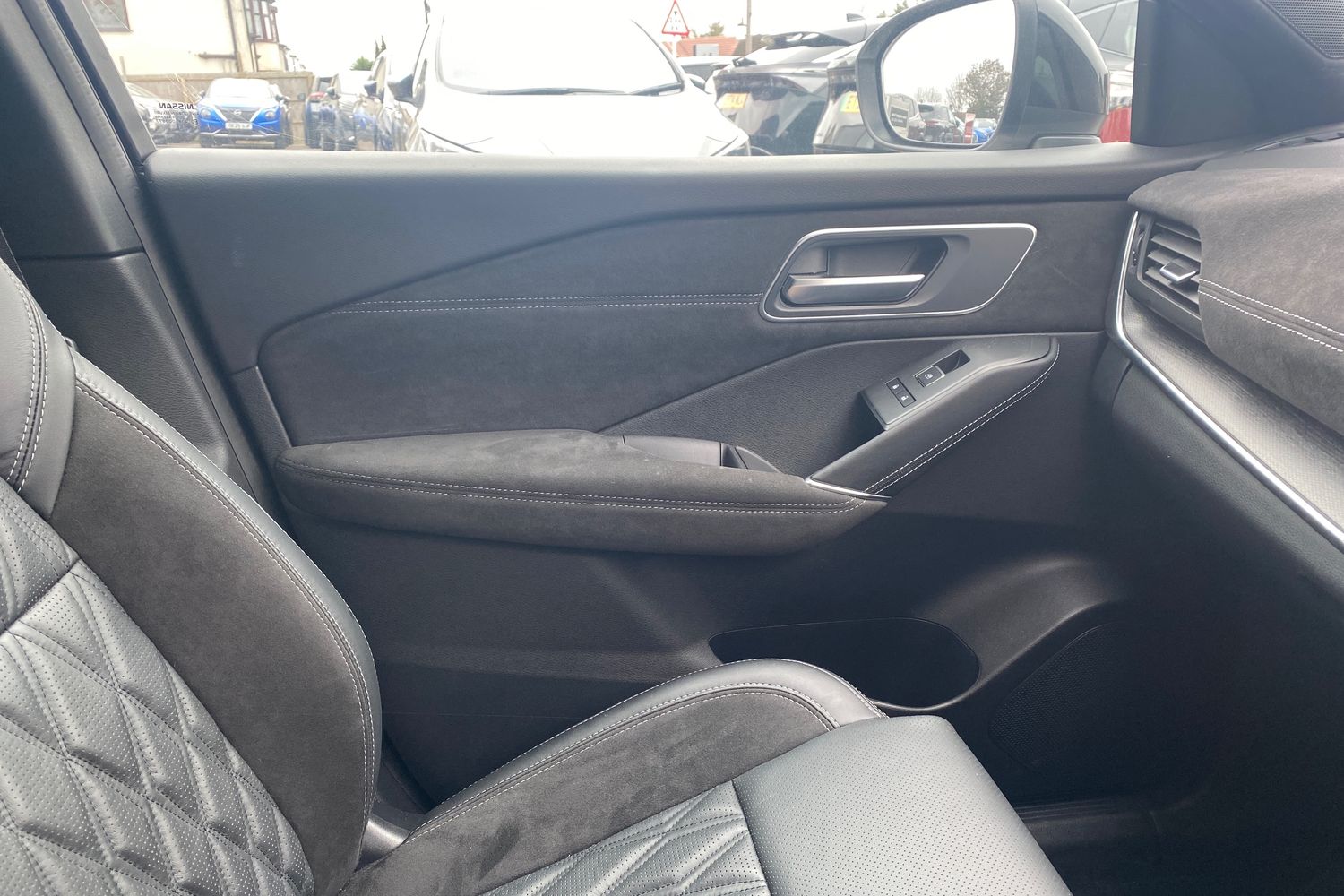 Used Nissan Qashqai 2024 for sale - 77899019: Photo 39