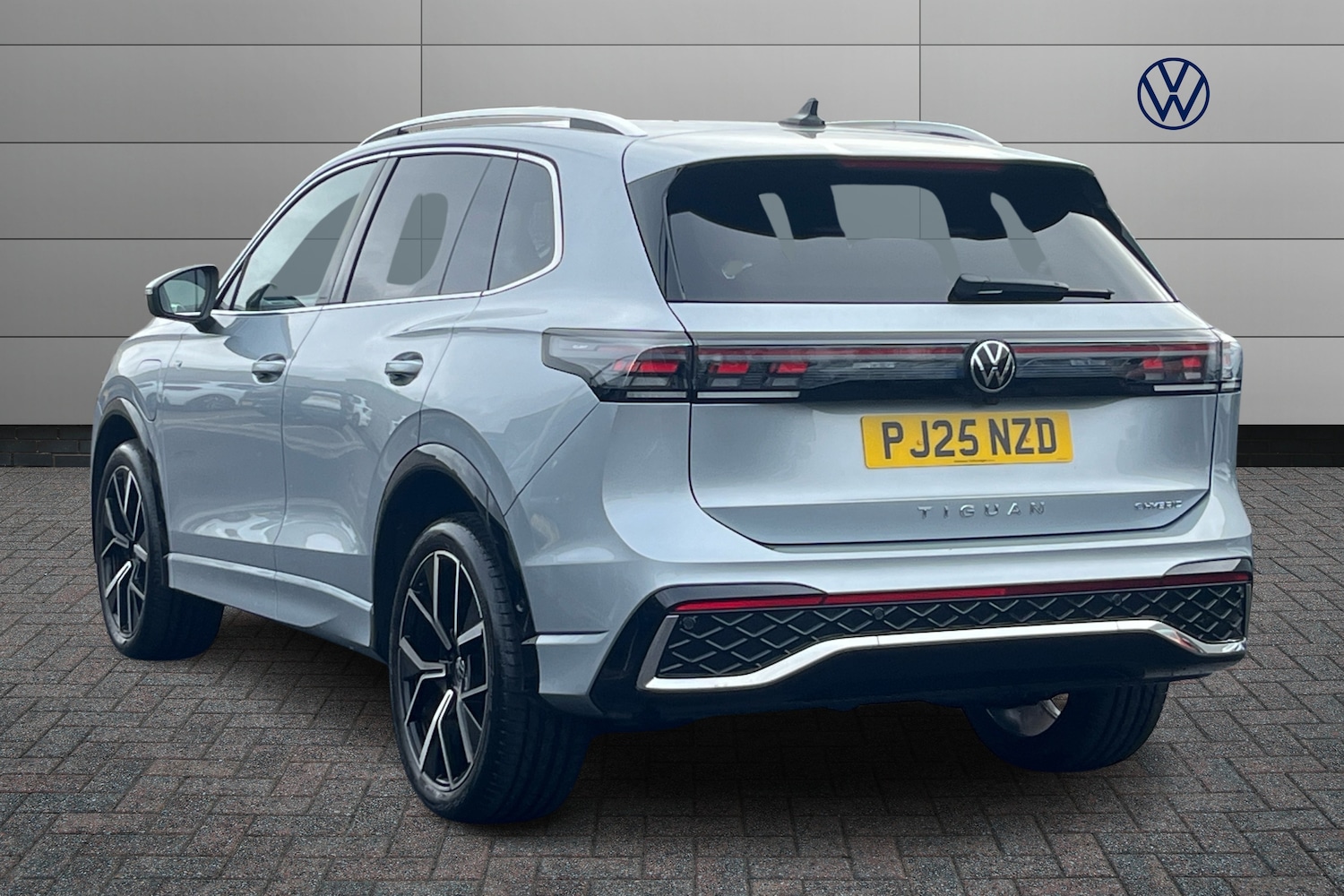 Used Volkswagen Tiguan 2025 for sale - 77268979: Photo 3