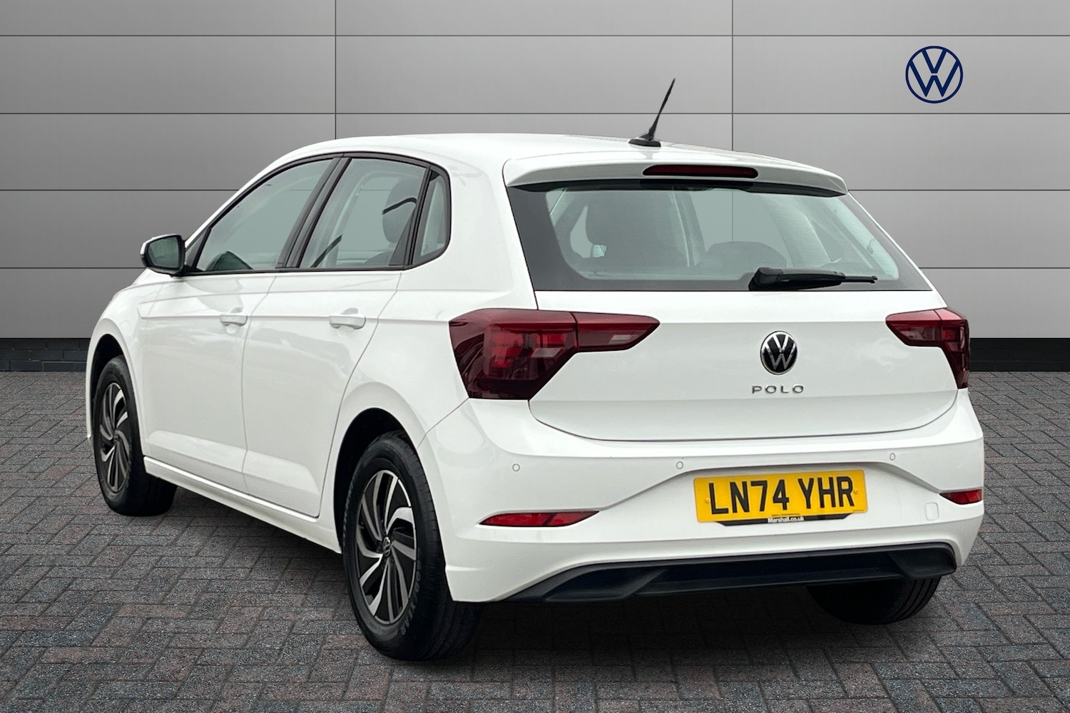 Used Volkswagen Polo 2024 for sale - 77634474: Photo 3