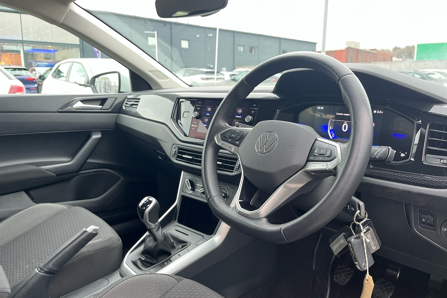 Used Volkswagen Polo 2024 for sale - 77634474: Photo 6