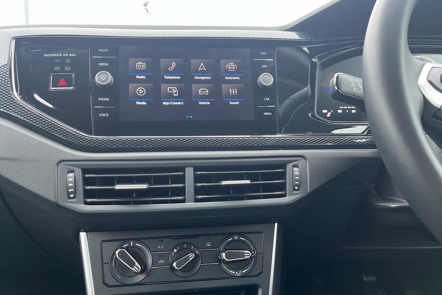 Used Volkswagen Polo 2024 for sale - 77634474: Photo 9