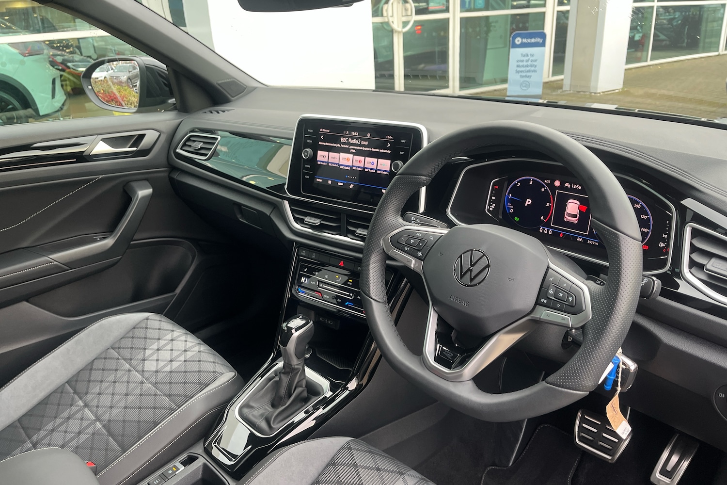 Used Volkswagen T-Roc 2025 for sale - 77927078: Photo 6