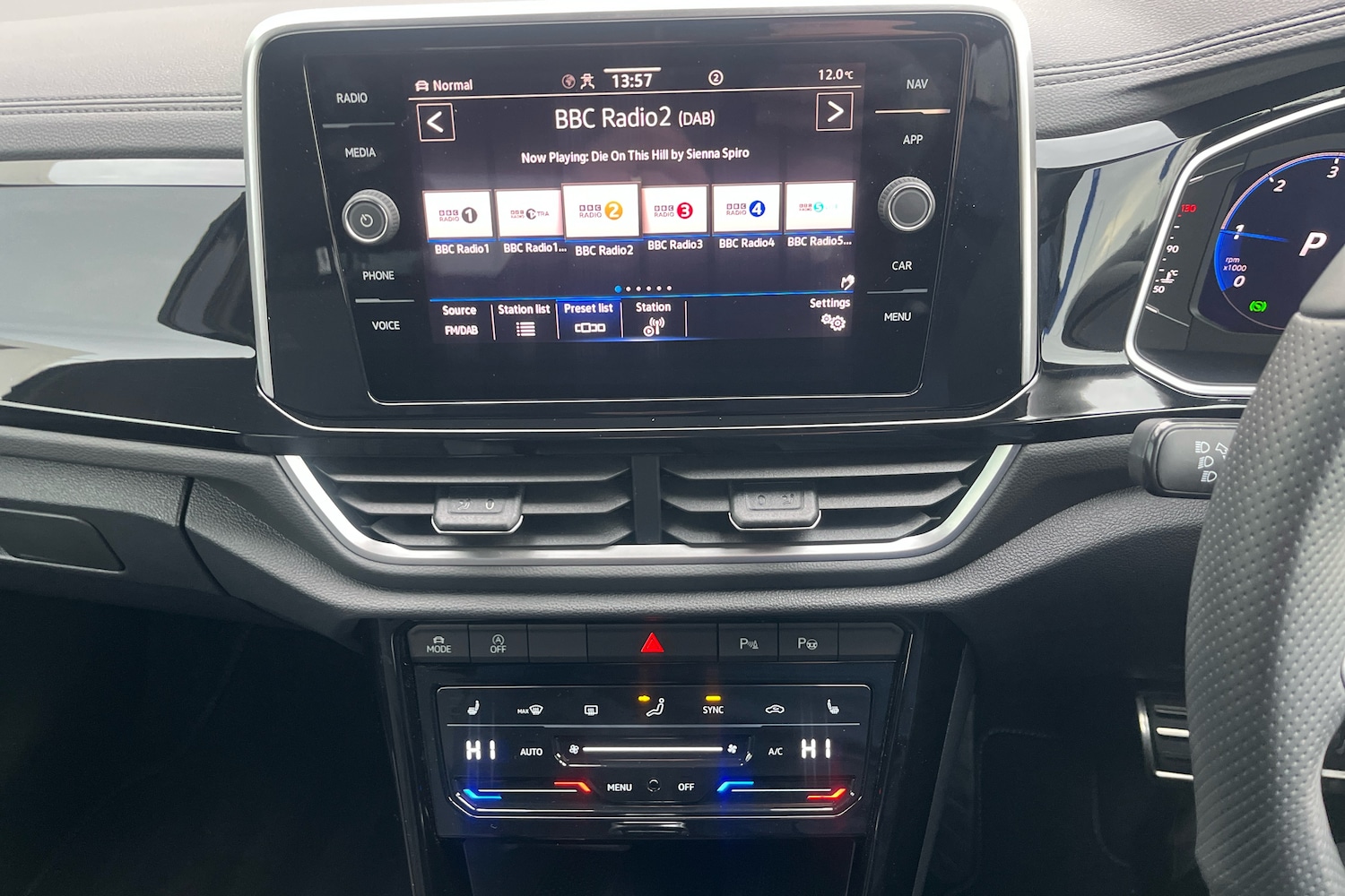 Used Volkswagen T-Roc 2025 for sale - 77927078: Photo 9