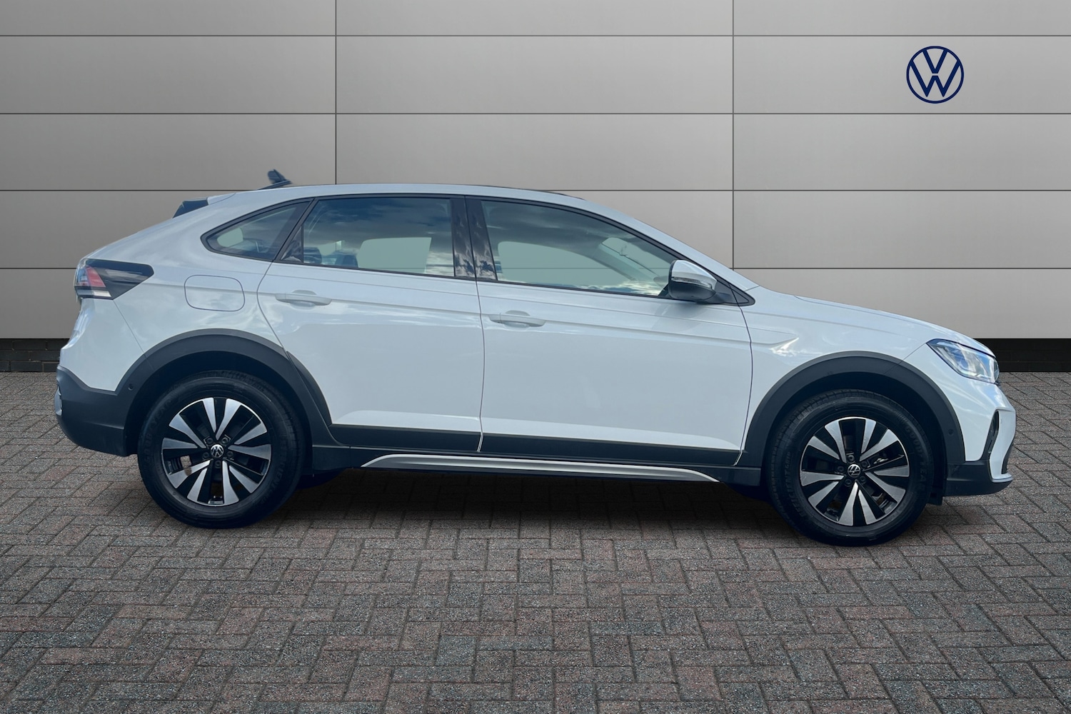 Used Volkswagen Taigo 2024 for sale - 76676605: Photo 4