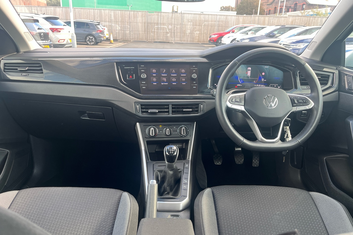 Used Volkswagen Taigo 2024 for sale - 76676605: Photo 8