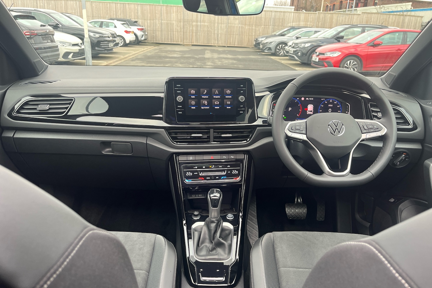 Used Volkswagen T-Roc 2025 for sale - 77968346: Photo 8