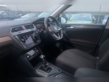 Used Volkswagen Tiguan Allspace 2022 for sale - 78247406: Photo