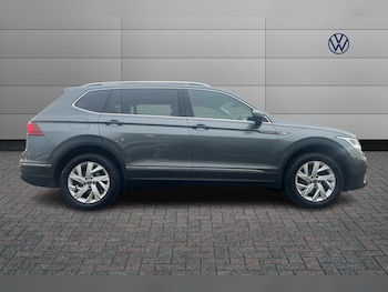 Used Volkswagen Tiguan Allspace 2022 for sale - 78247406: Photo