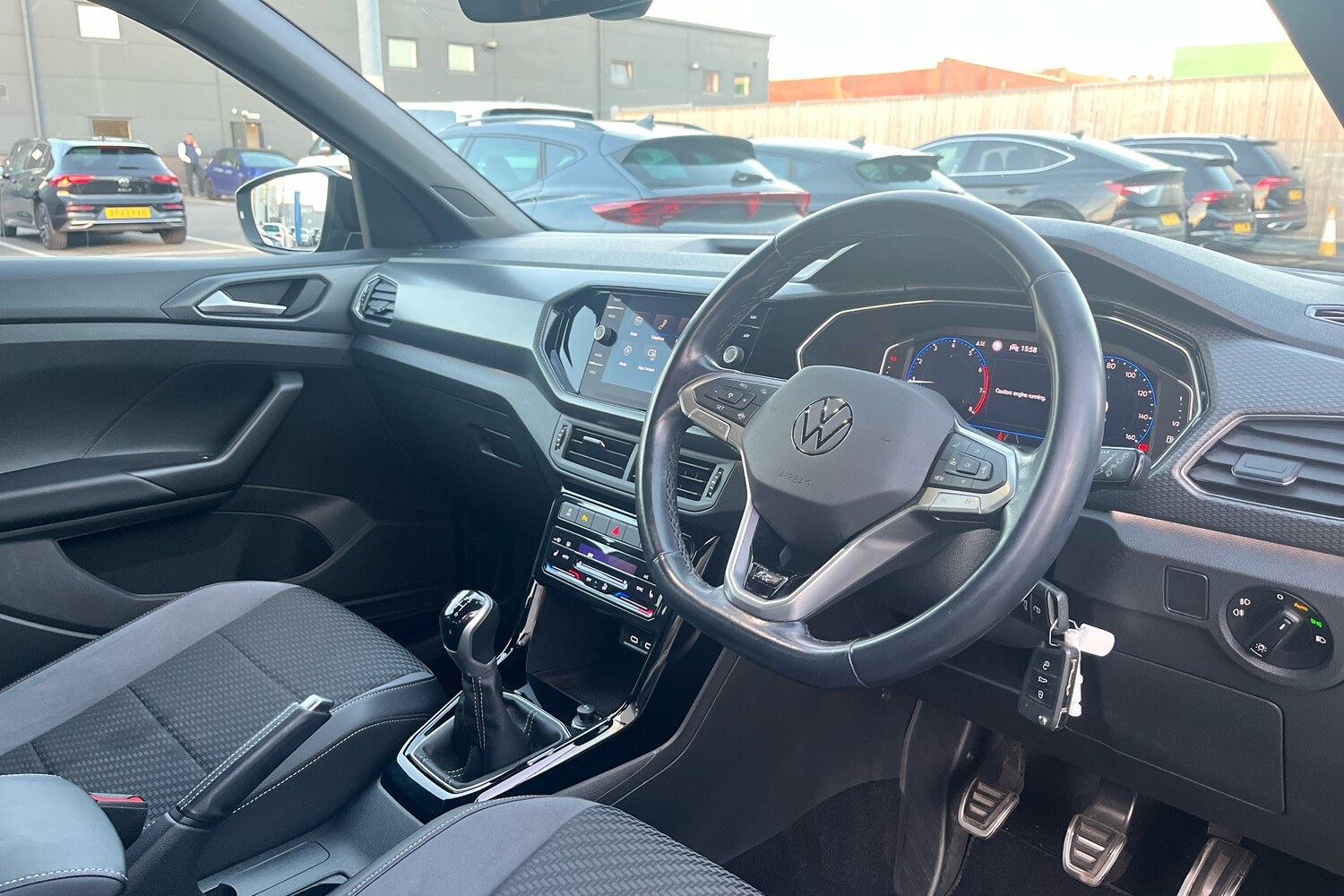 Used Volkswagen T-Cross 2022 for sale - 76675245: Photo 6