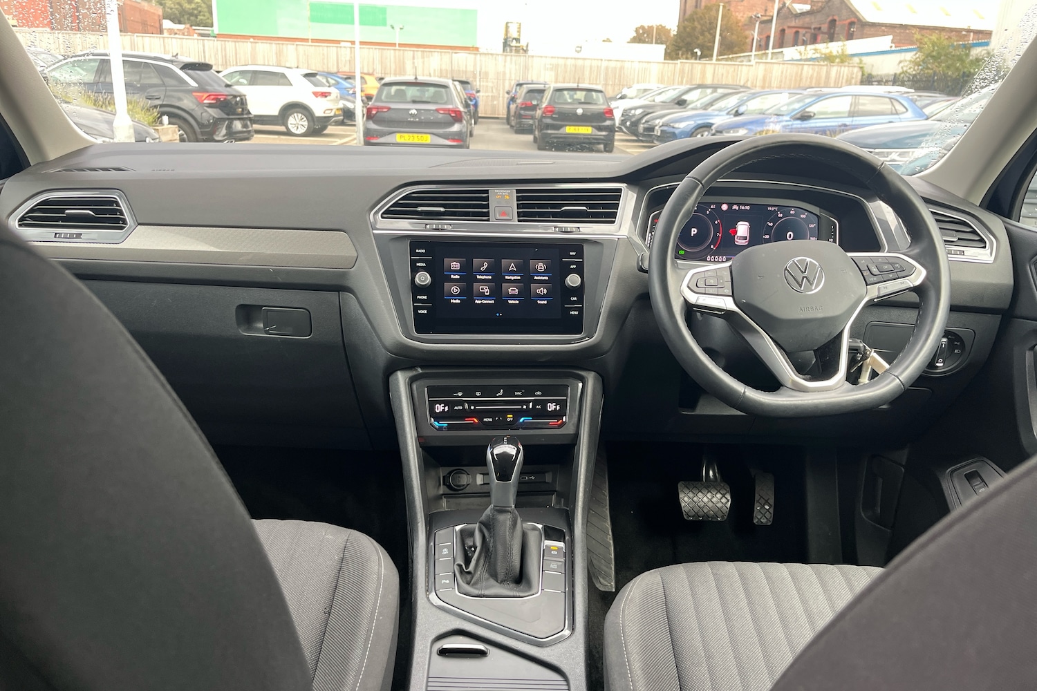 Used Volkswagen Tiguan Allspace 2024 for sale - 76841795: Photo 8