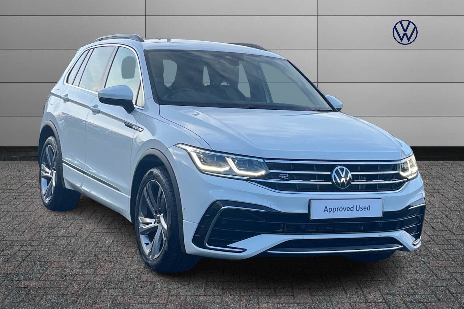 Used Volkswagen Tiguan 2023 for sale - 76676227: Photo 1