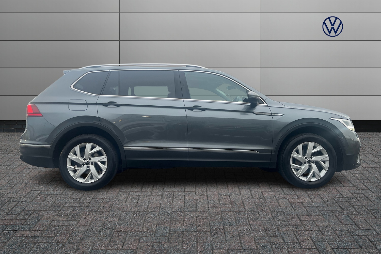 Used Volkswagen Tiguan Allspace 2022 for sale - 77855342: Photo 4