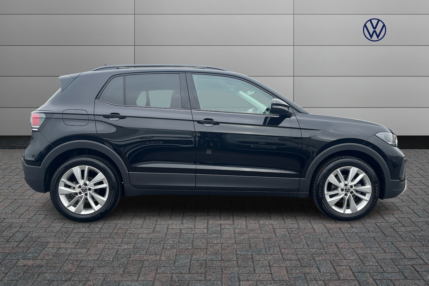 Used Volkswagen T-Cross 2025 for sale - 76679617: Photo 4