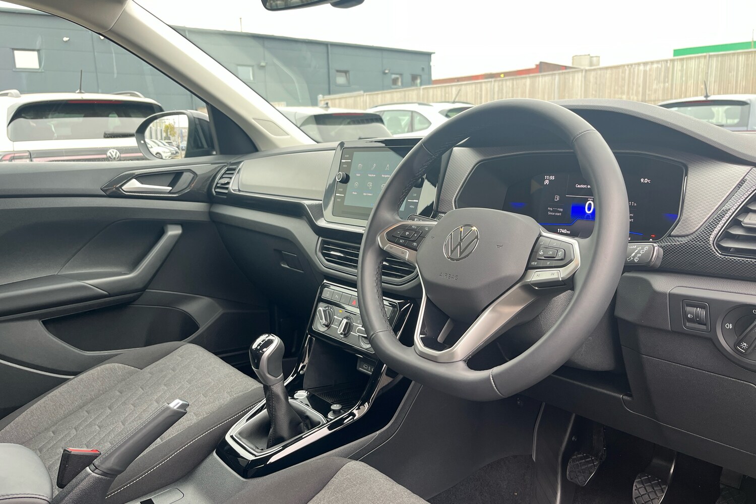 Used Volkswagen T-Cross 2025 for sale - 76679617: Photo 6