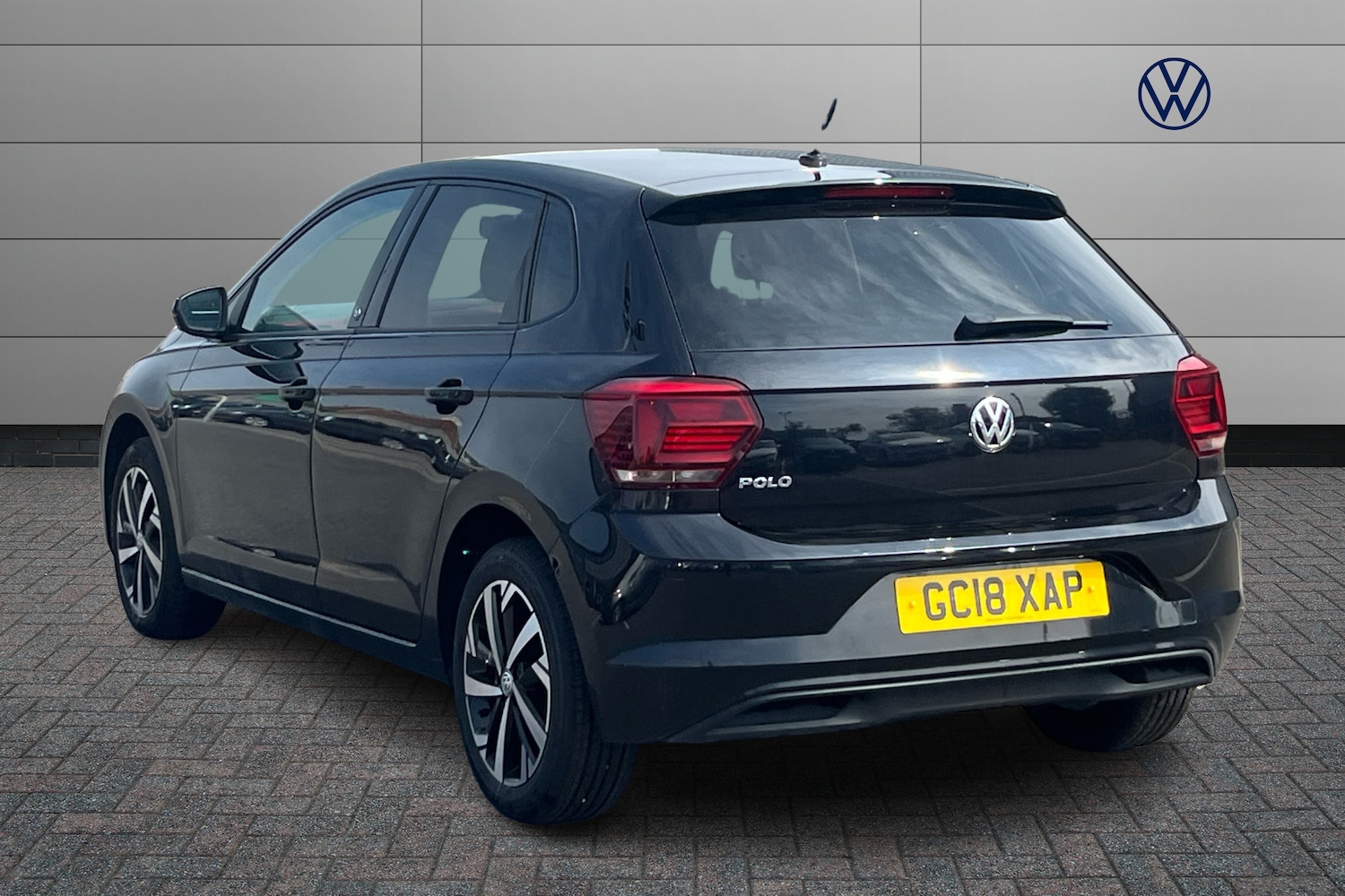 Used Volkswagen Polo 2018 for sale - 77268965: Photo 3