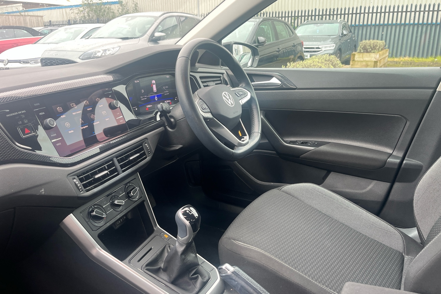 Used Volkswagen Polo 2023 for sale - 78027382: Photo 2