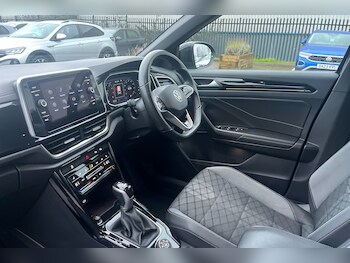 Used Volkswagen T-Roc 2022 for sale - 77755420: Photo