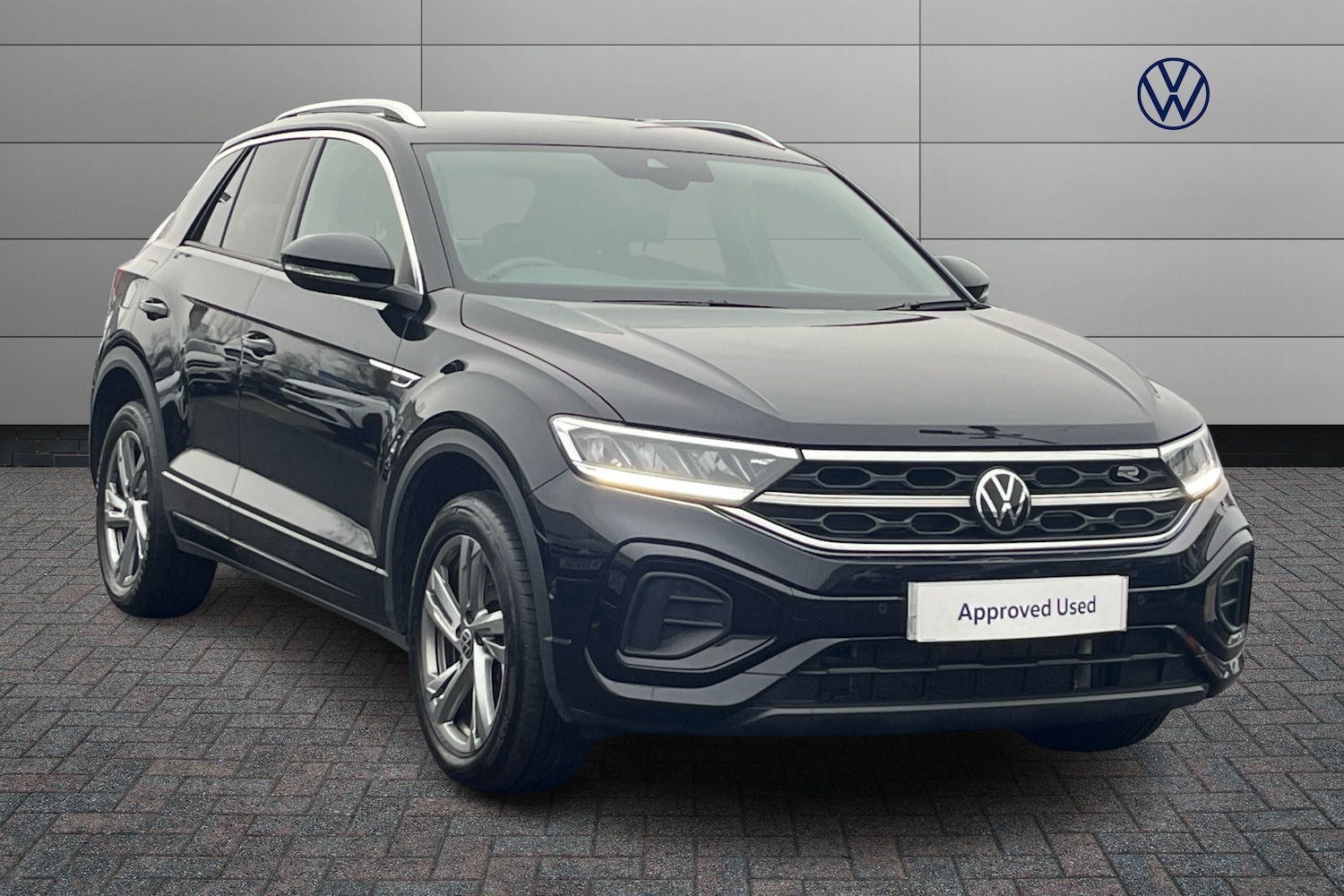 Used Volkswagen T-Roc 2022 for sale - 77972307: Photo 1