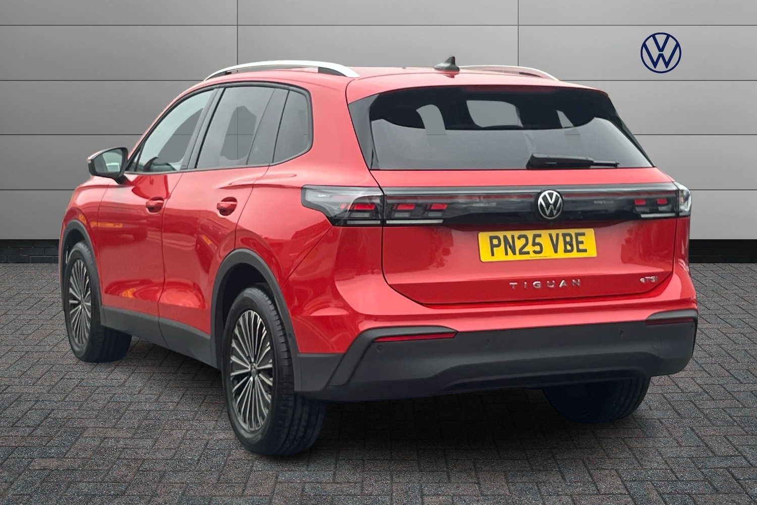 Used Volkswagen Tiguan 2025 for sale - 77512366: Photo 3